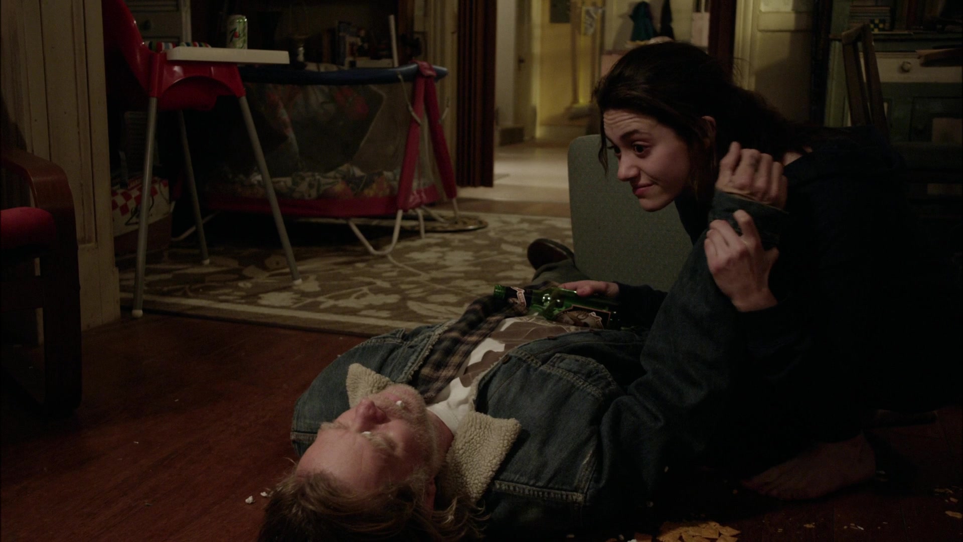 Shameless_US_S01E01_1080p_ERW_004932.jpg