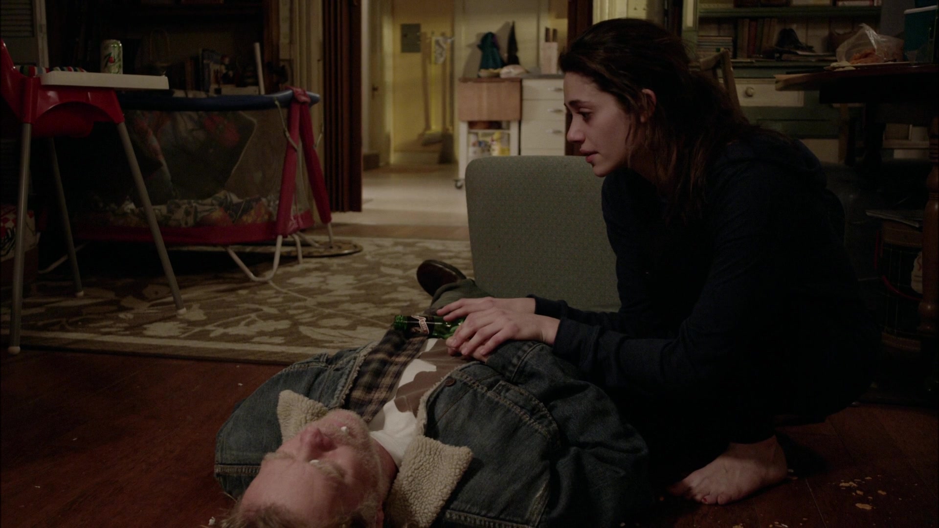 Shameless_US_S01E01_1080p_ERW_004966.jpg