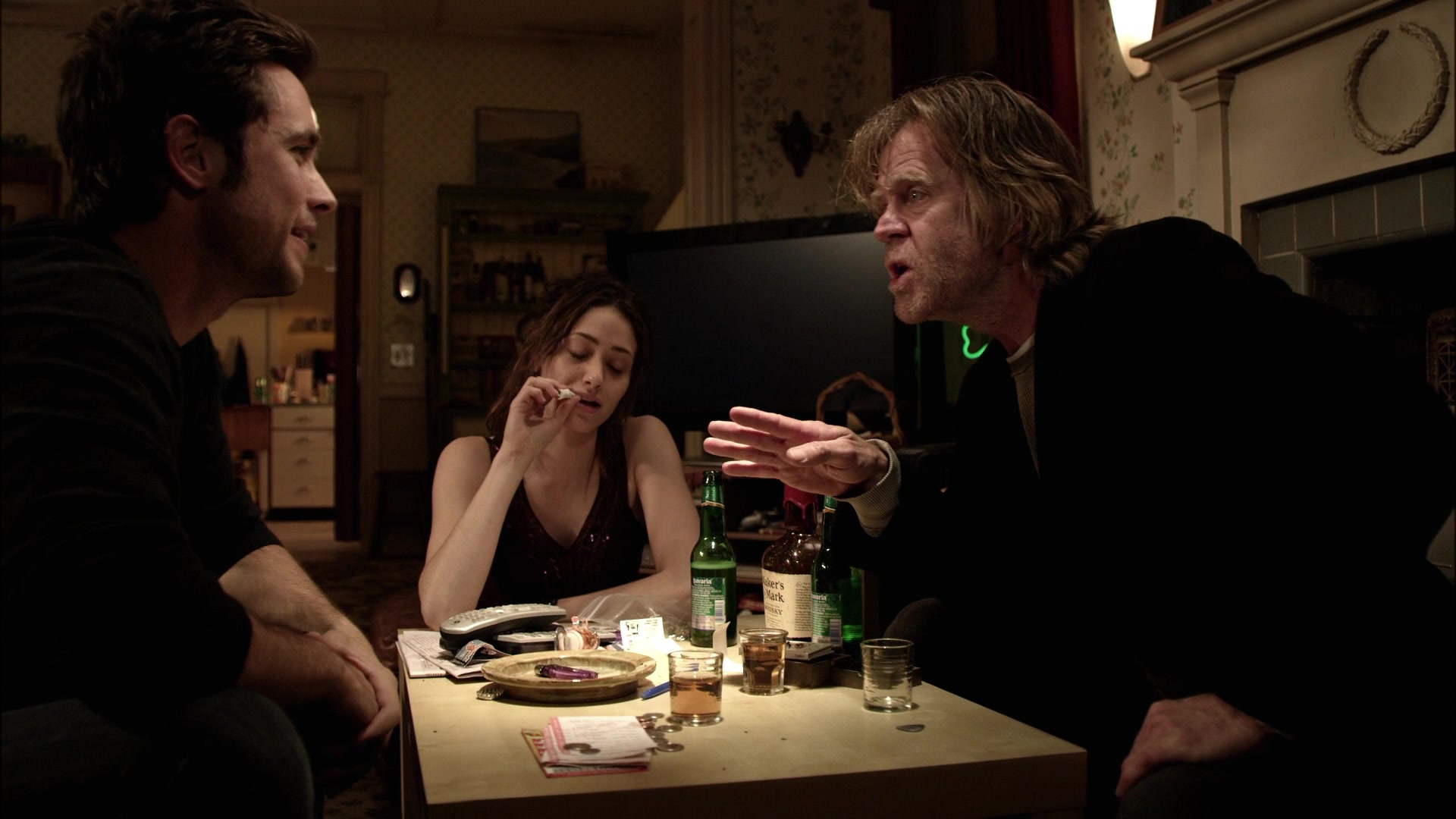 Shameless_US_S01E01_1080p_ERW_006905.jpg