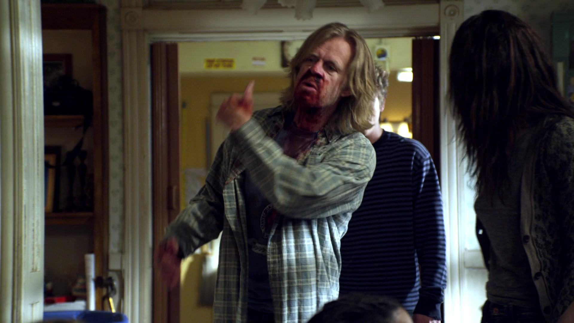 Shameless_US_S01E02_1080p_ERW_000760.jpg