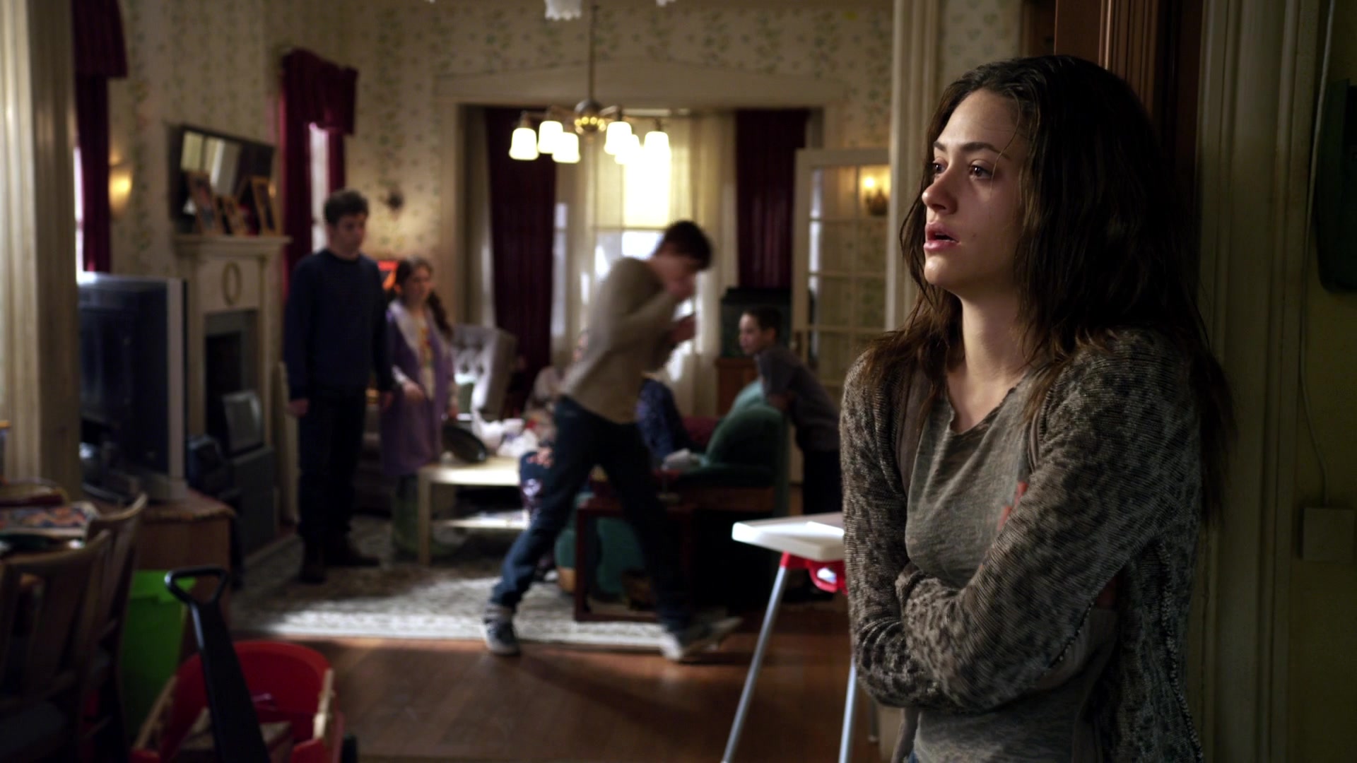 Shameless_US_S01E02_1080p_ERW_000855.jpg