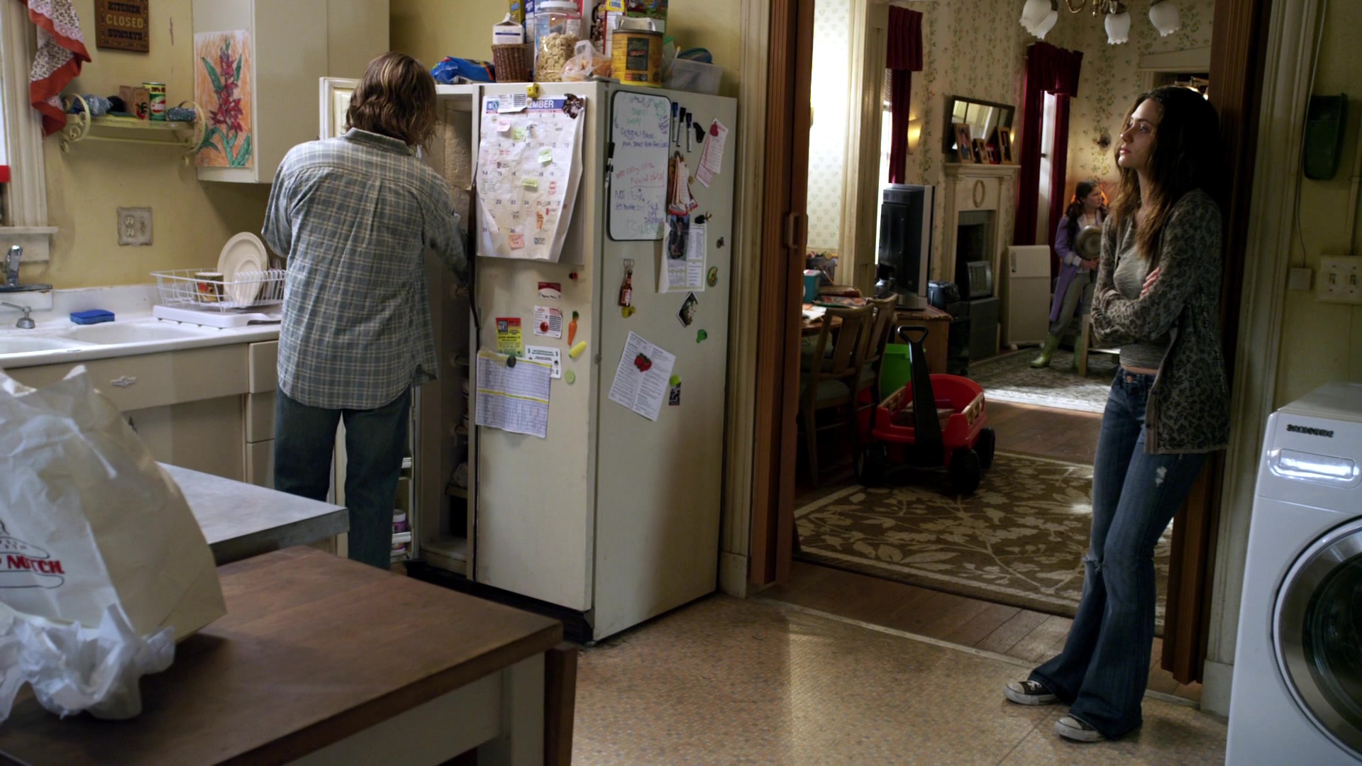 Shameless_US_S01E02_1080p_ERW_000900.jpg
