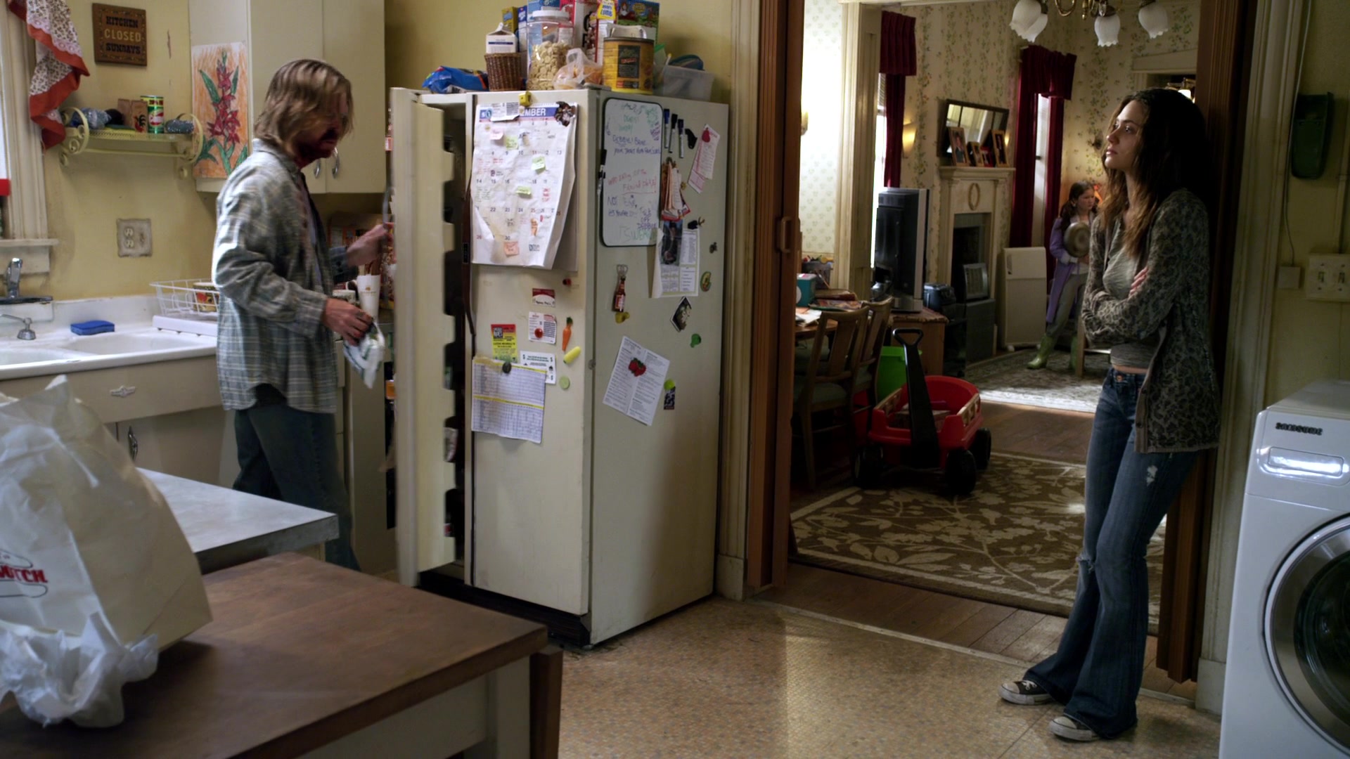 Shameless_US_S01E02_1080p_ERW_000902.jpg