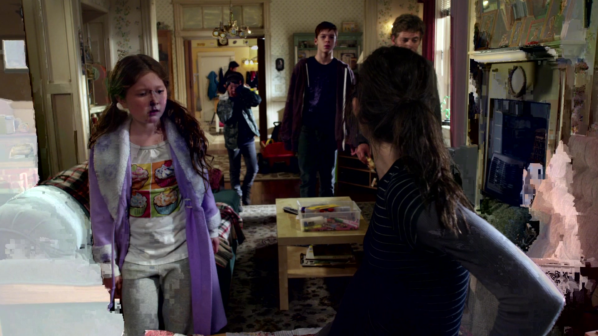 Shameless_US_S01E02_1080p_ERW_001814.jpg