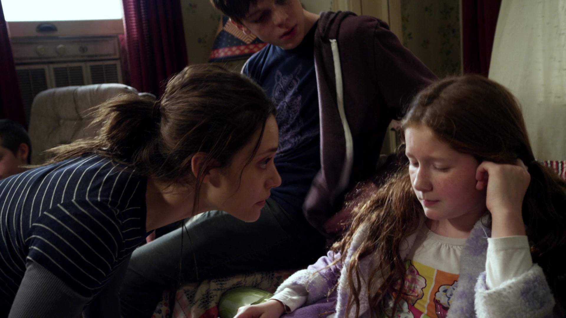 Shameless_US_S01E02_1080p_ERW_002228.jpg