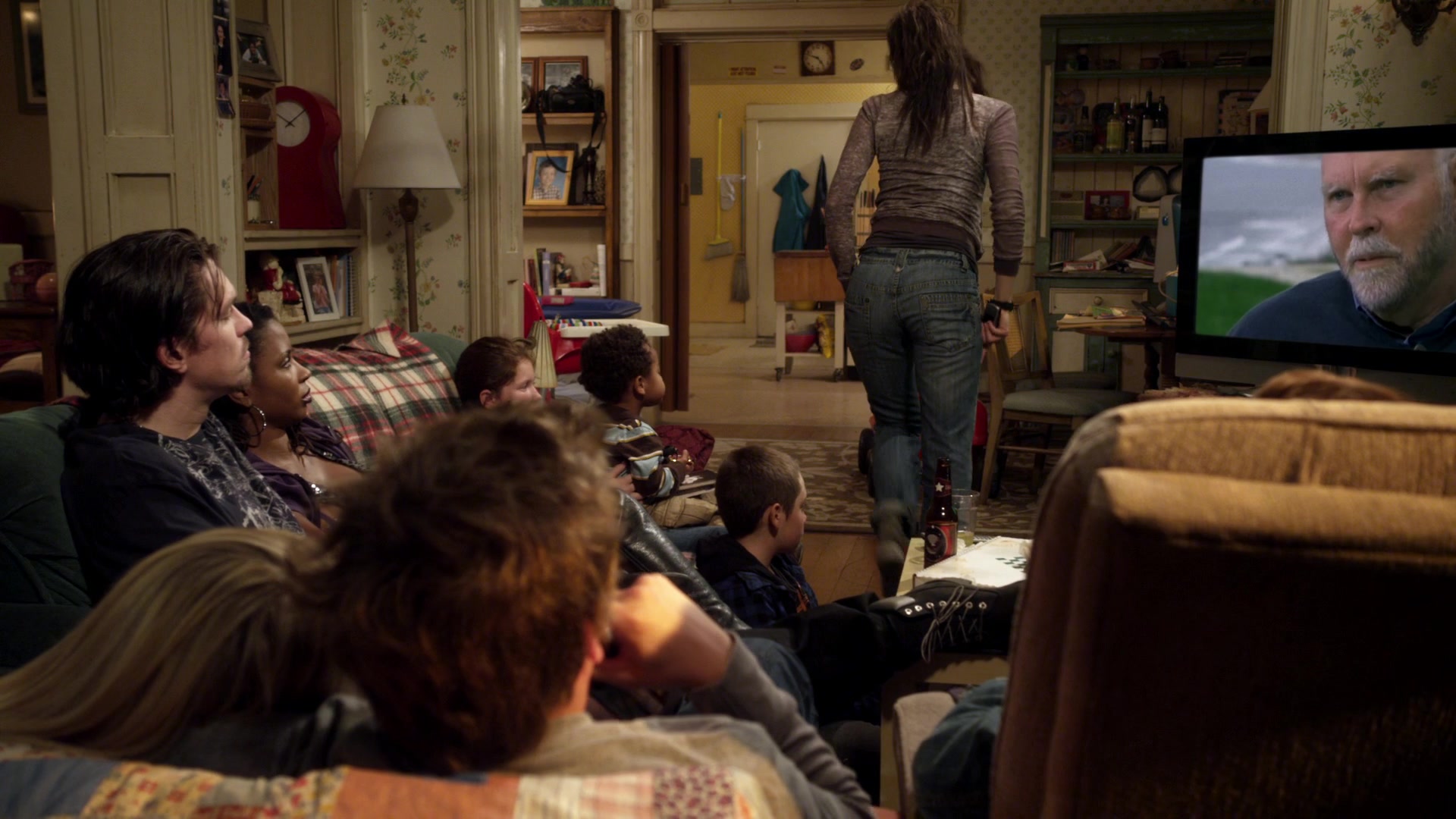 Shameless_US_S01E02_1080p_ERW_007182.jpg