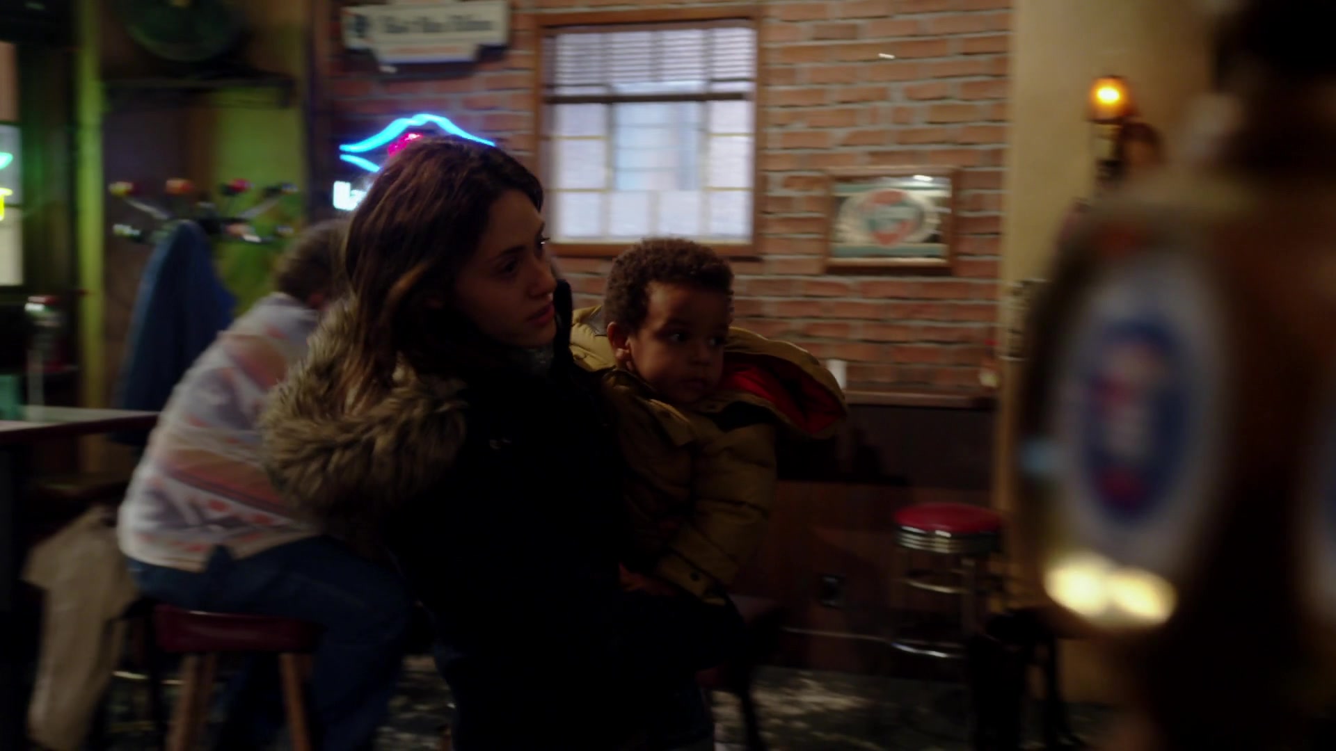 Shameless_US_S01E03_1080p_ERW_003051.jpg