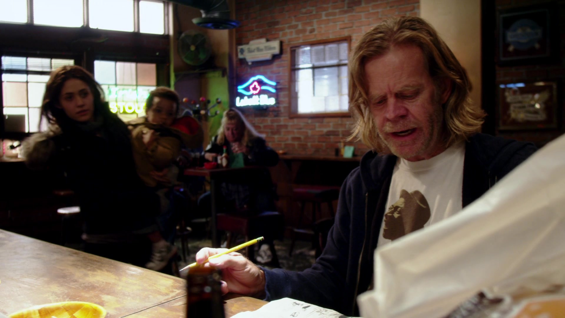 Shameless_US_S01E03_1080p_ERW_003052.jpg