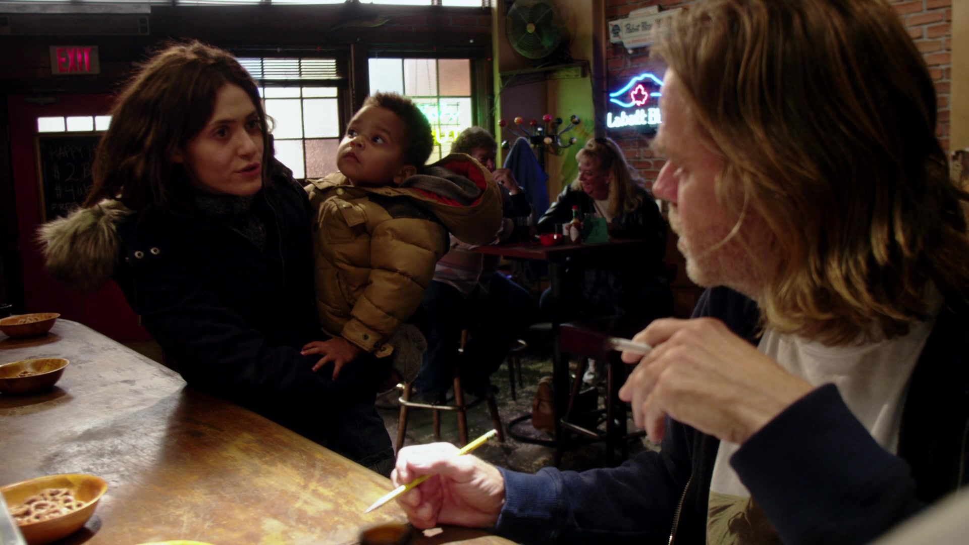 Shameless_US_S01E03_1080p_ERW_003077.jpg