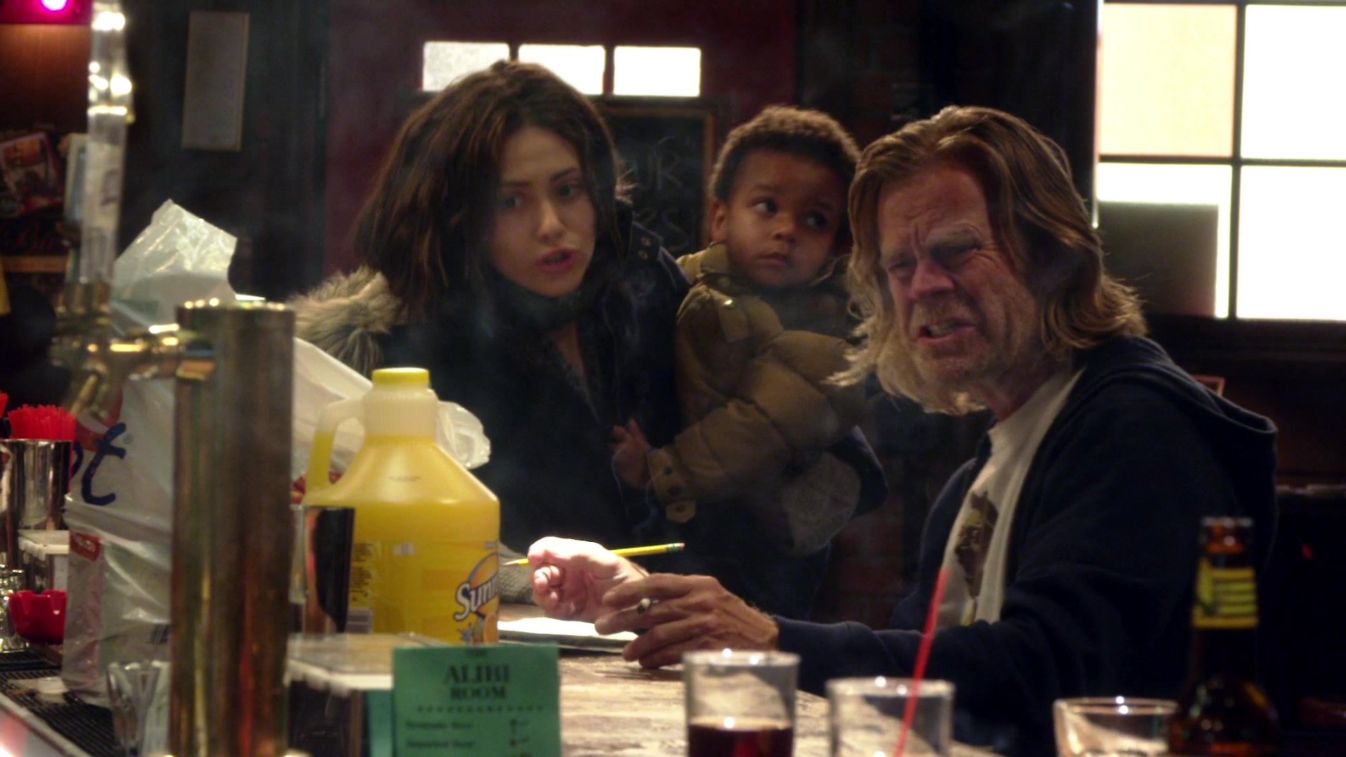 Shameless_US_S01E03_1080p_ERW_003109.jpg
