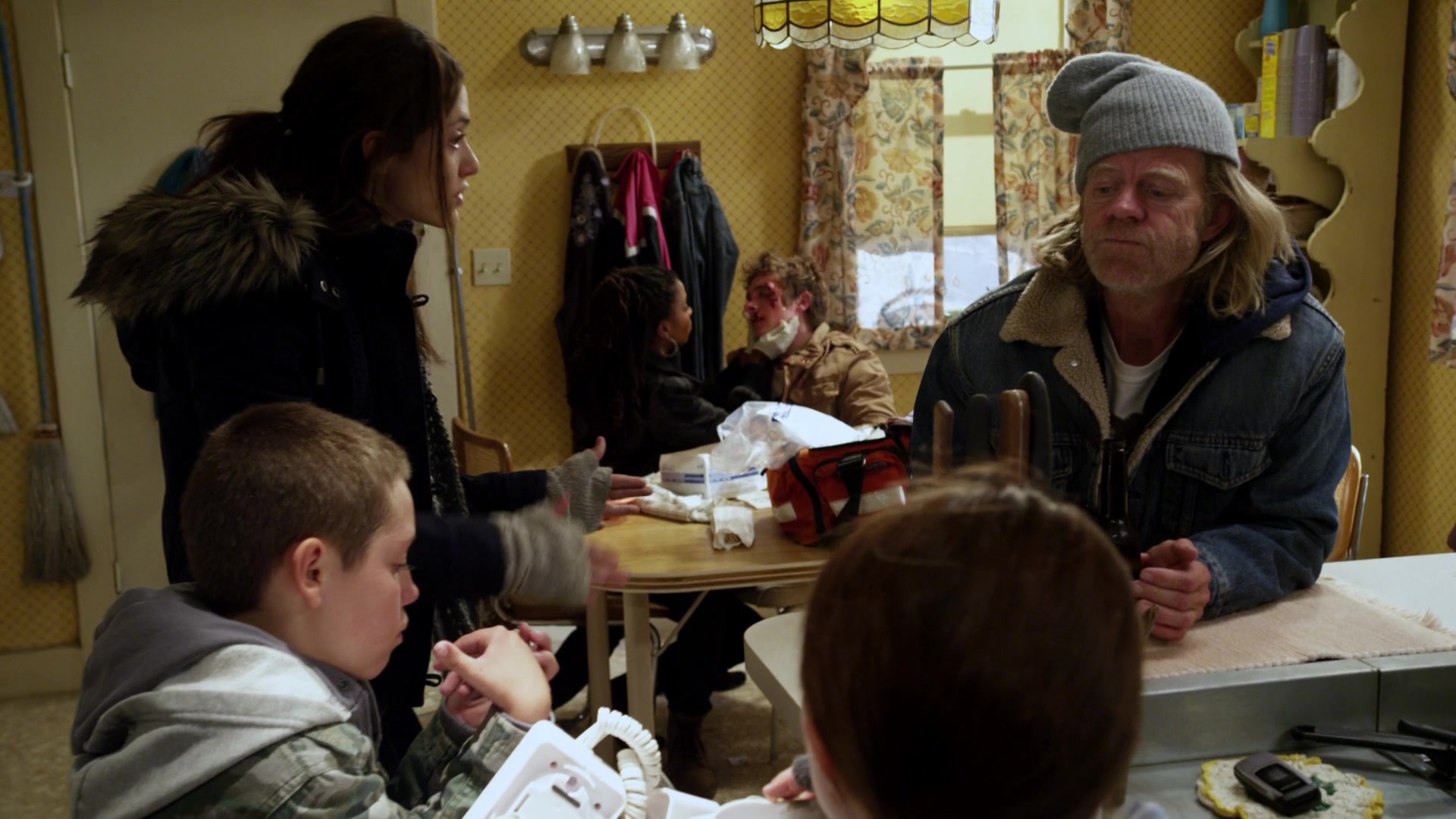 Shameless_US_S01E03_1080p_ERW_004437.jpg