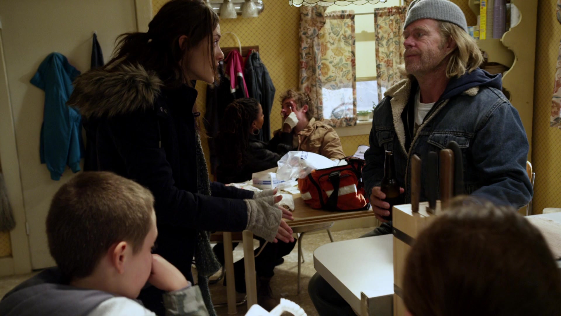 Shameless_US_S01E03_1080p_ERW_004441.jpg