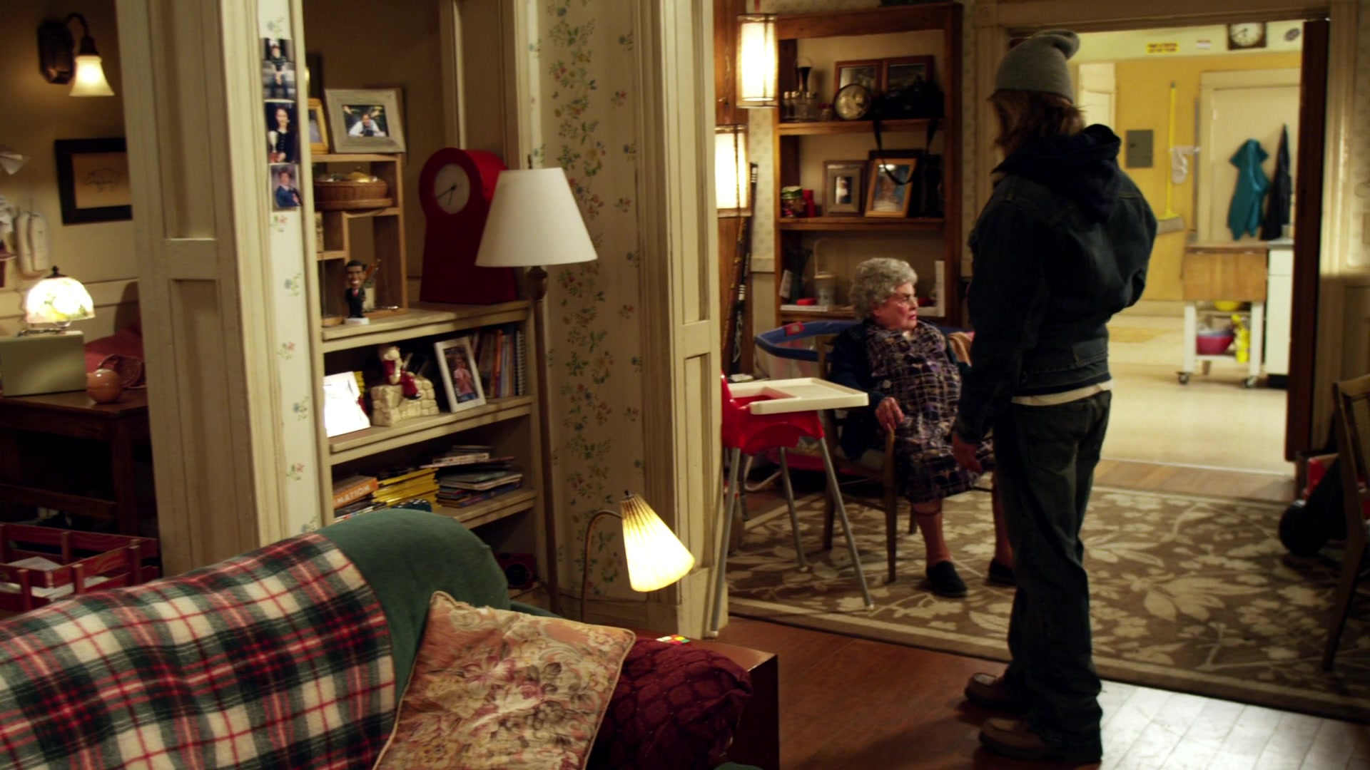Shameless_US_S01E03_1080p_ERW_004904.jpg