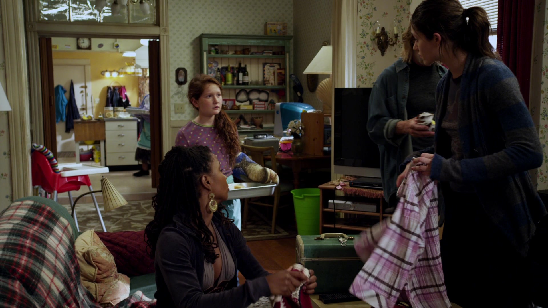 Shameless_US_S01E03_1080p_ERW_006537.jpg