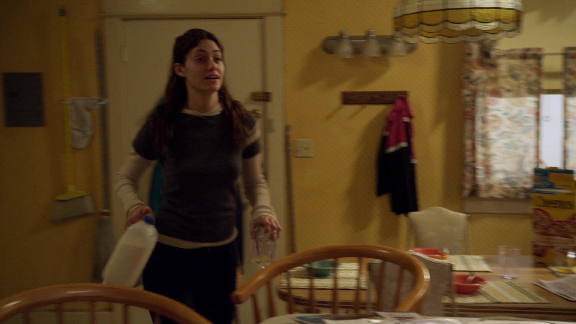 Shameless_US_S01E04_1080p_ERW_001131.jpg