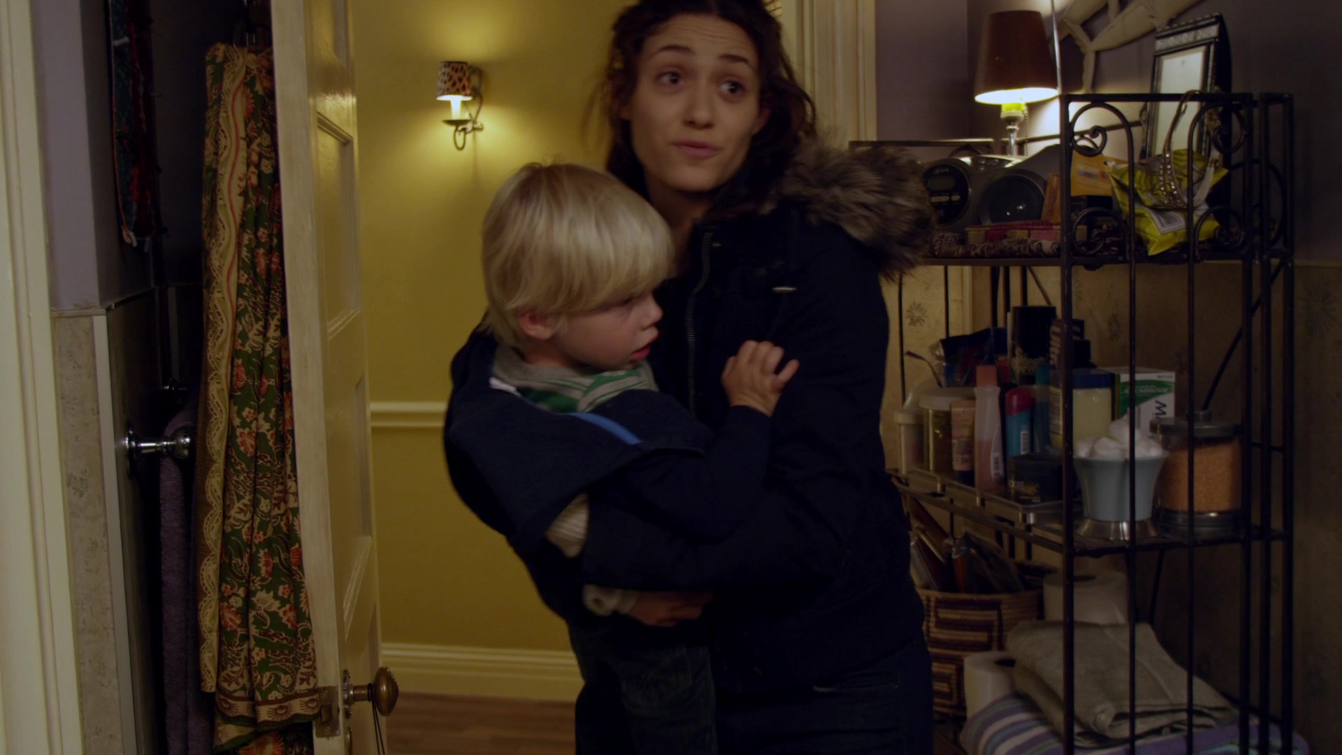 Shameless_US_S01E04_1080p_ERW_001816.jpg