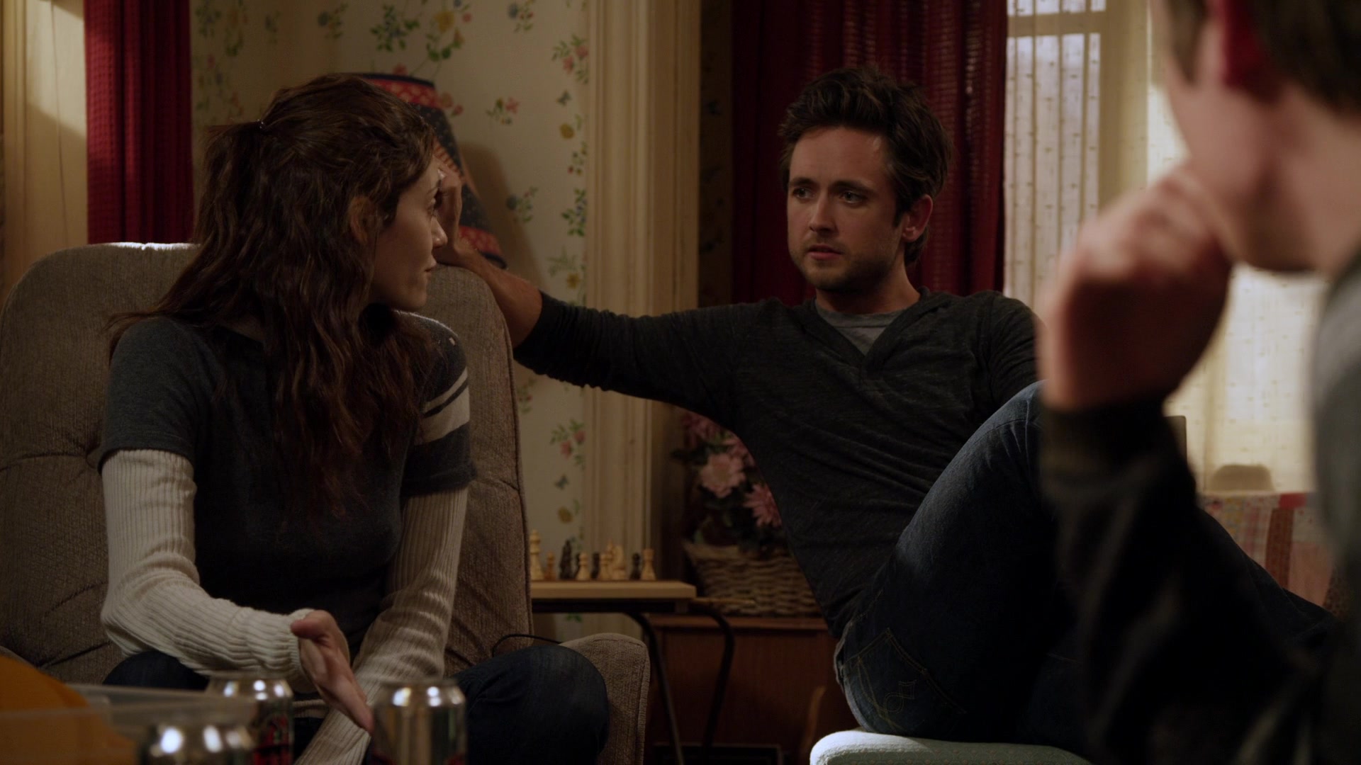 Shameless_US_S01E04_1080p_ERW_002702.jpg