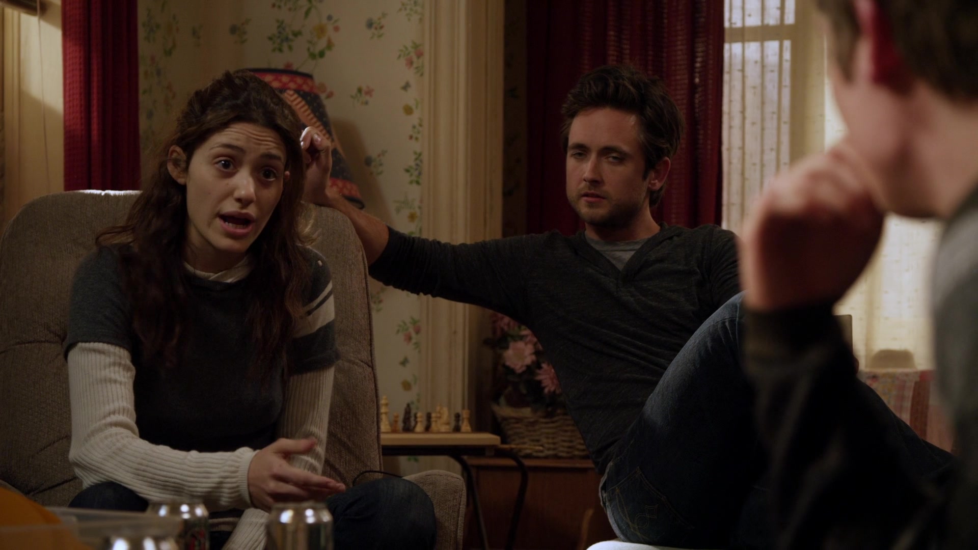Shameless_US_S01E04_1080p_ERW_002711.jpg