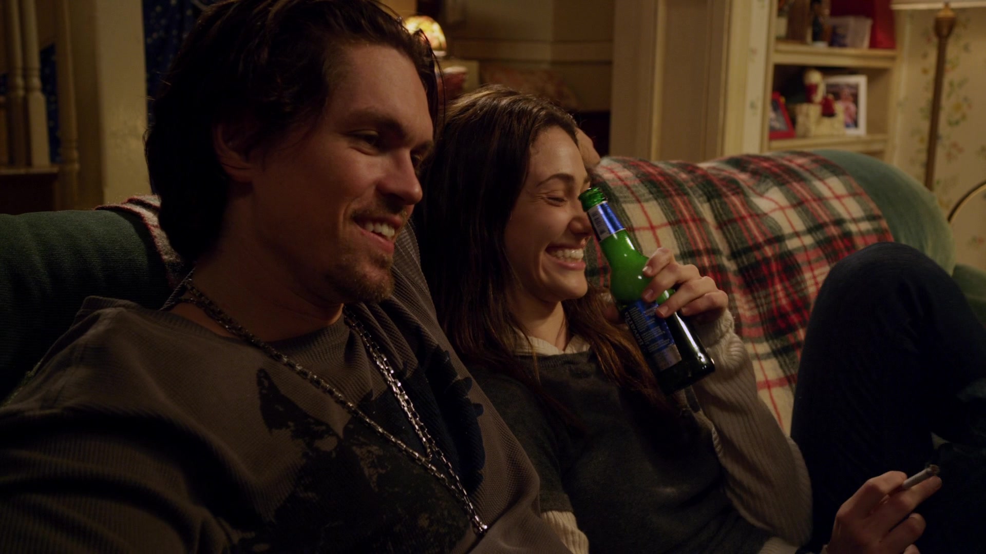 Shameless_US_S01E04_1080p_ERW_005913.jpg