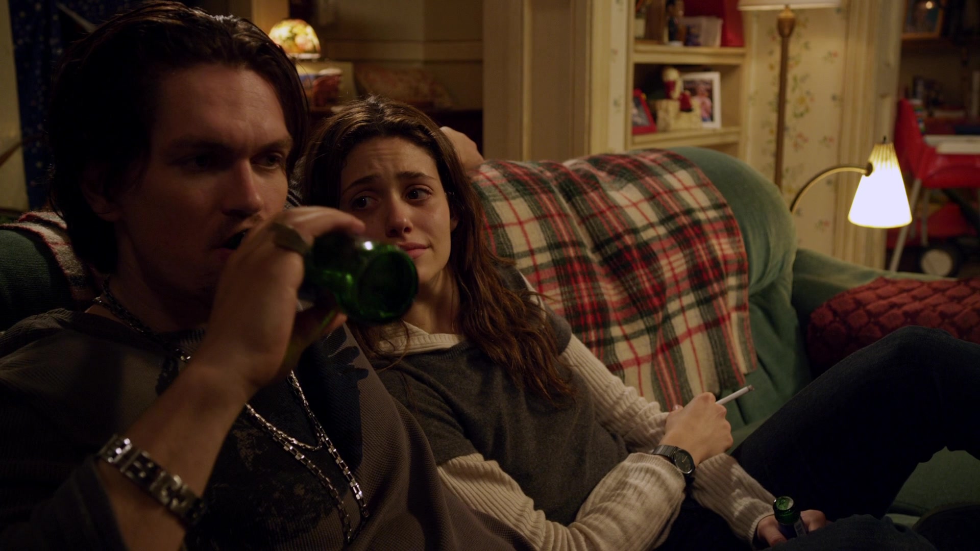 Shameless_US_S01E04_1080p_ERW_005937.jpg