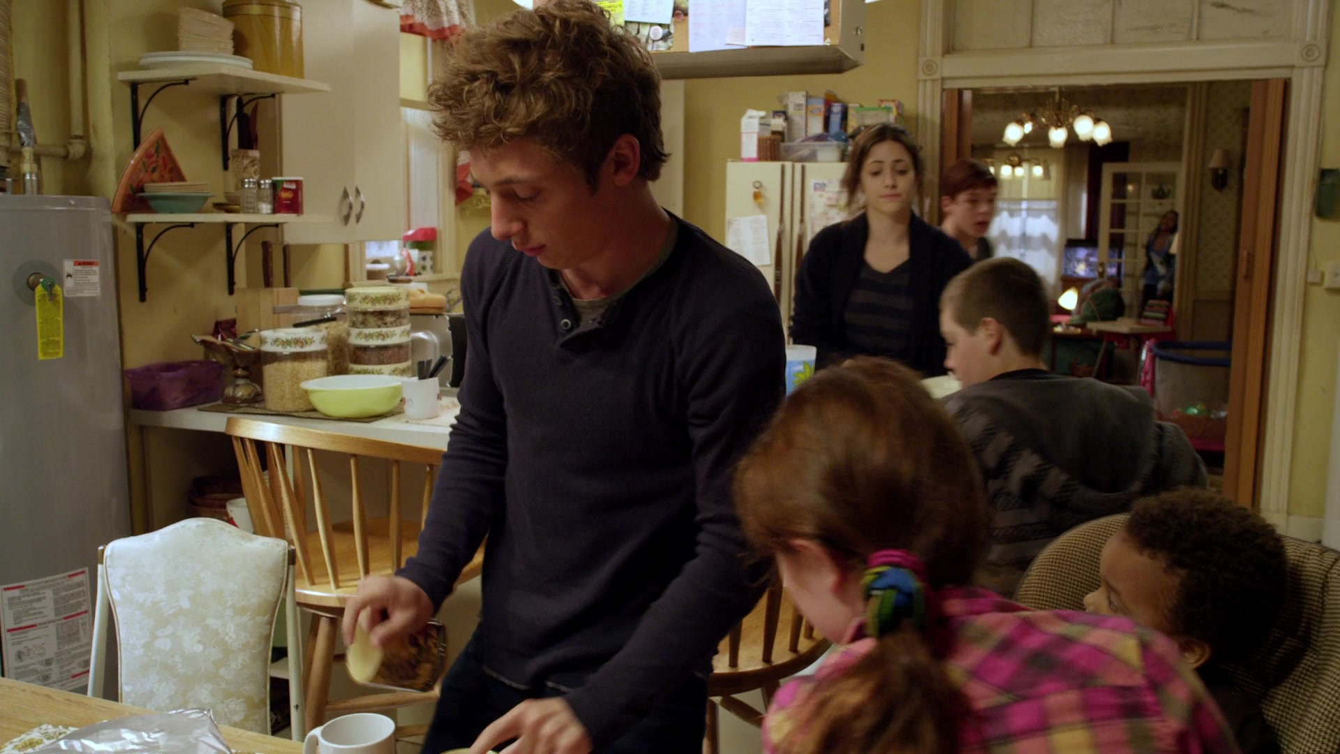 Shameless_US_S01E05_1080p_ERW_001059.jpg