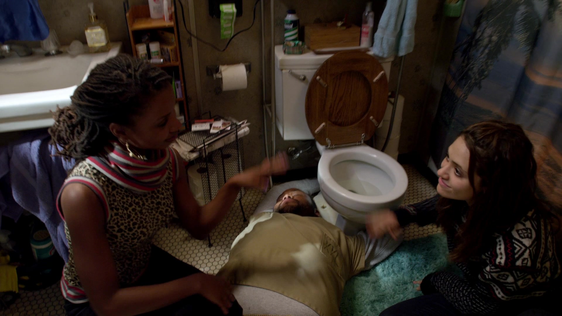 Shameless_US_S01E05_1080p_ERW_004986.jpg