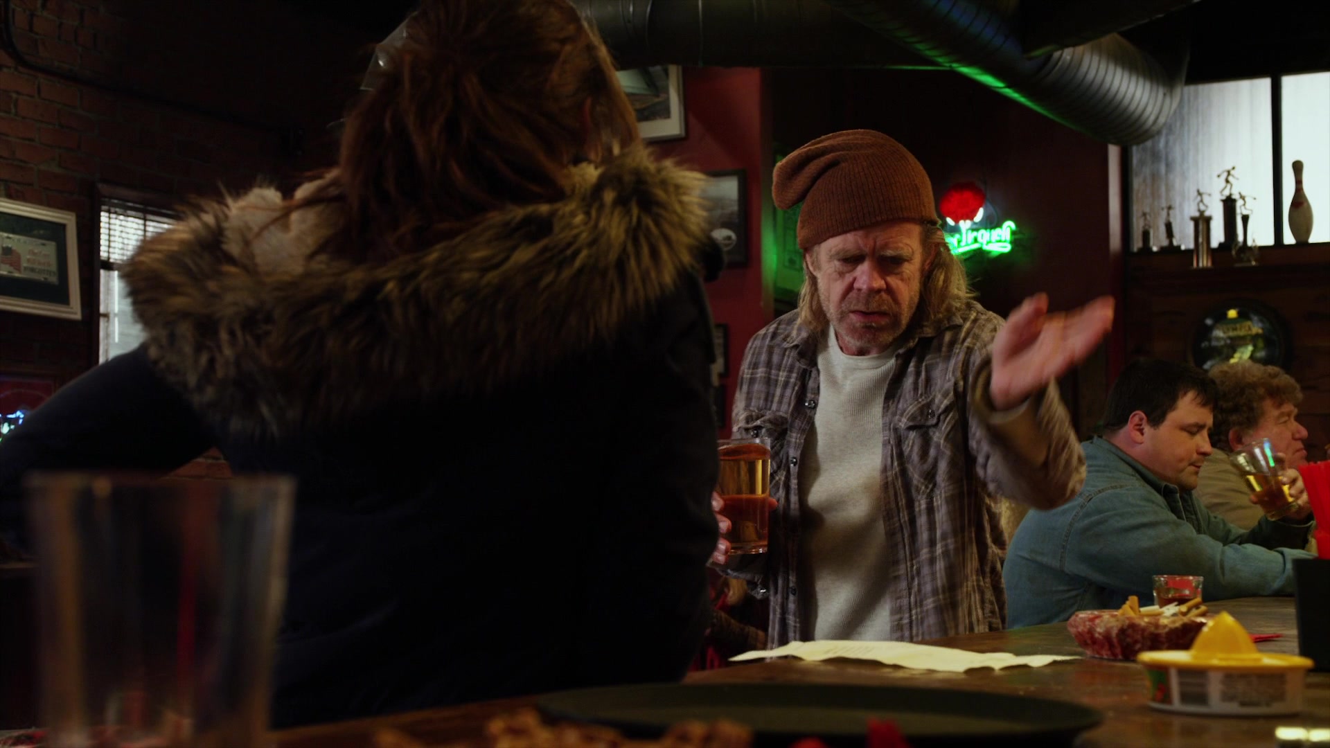 Shameless_US_S01E06_1080p_ERW_002170.jpg