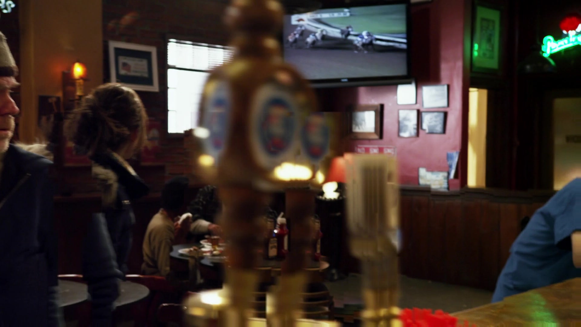 Shameless_US_S01E07_1080p_ERW_002066.jpg Shameless_US_S01E07_1080p_ERW_002066.jpg