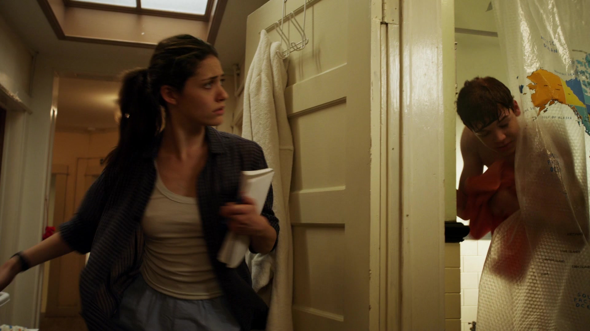 Shameless_US_S01E08_1080p_ERW_000479.jpg