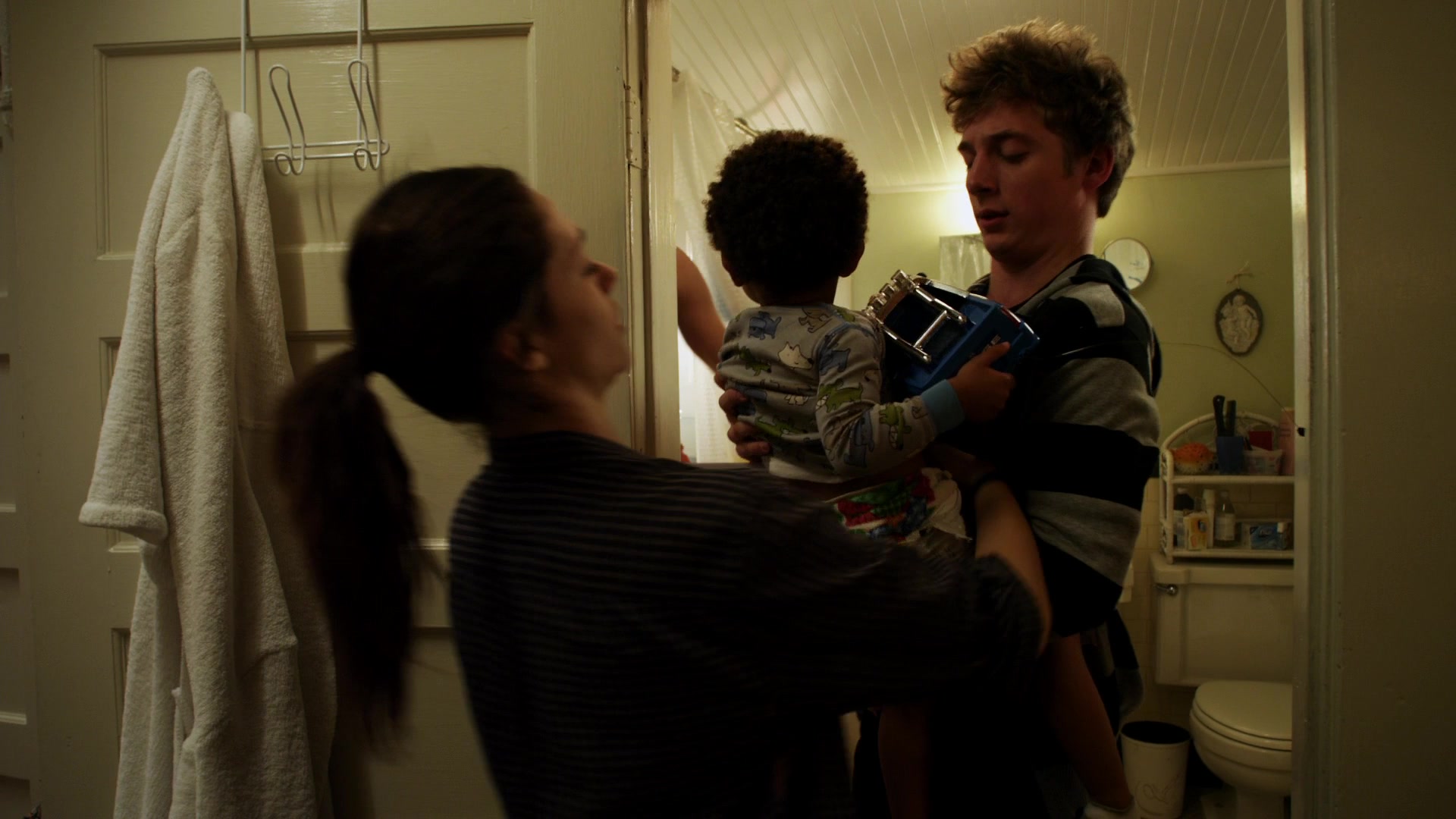 Shameless_US_S01E08_1080p_ERW_000550.jpg