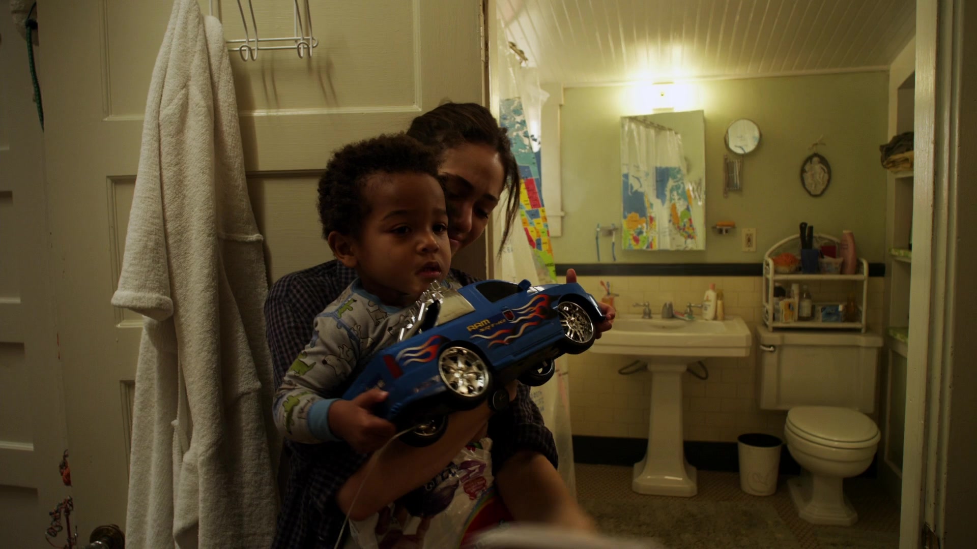 Shameless_US_S01E08_1080p_ERW_000556.jpg