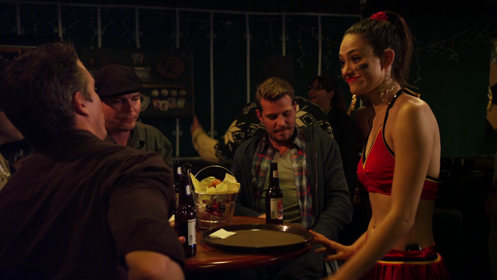 Shameless_US_S01E08_1080p_ERW_005128.jpg