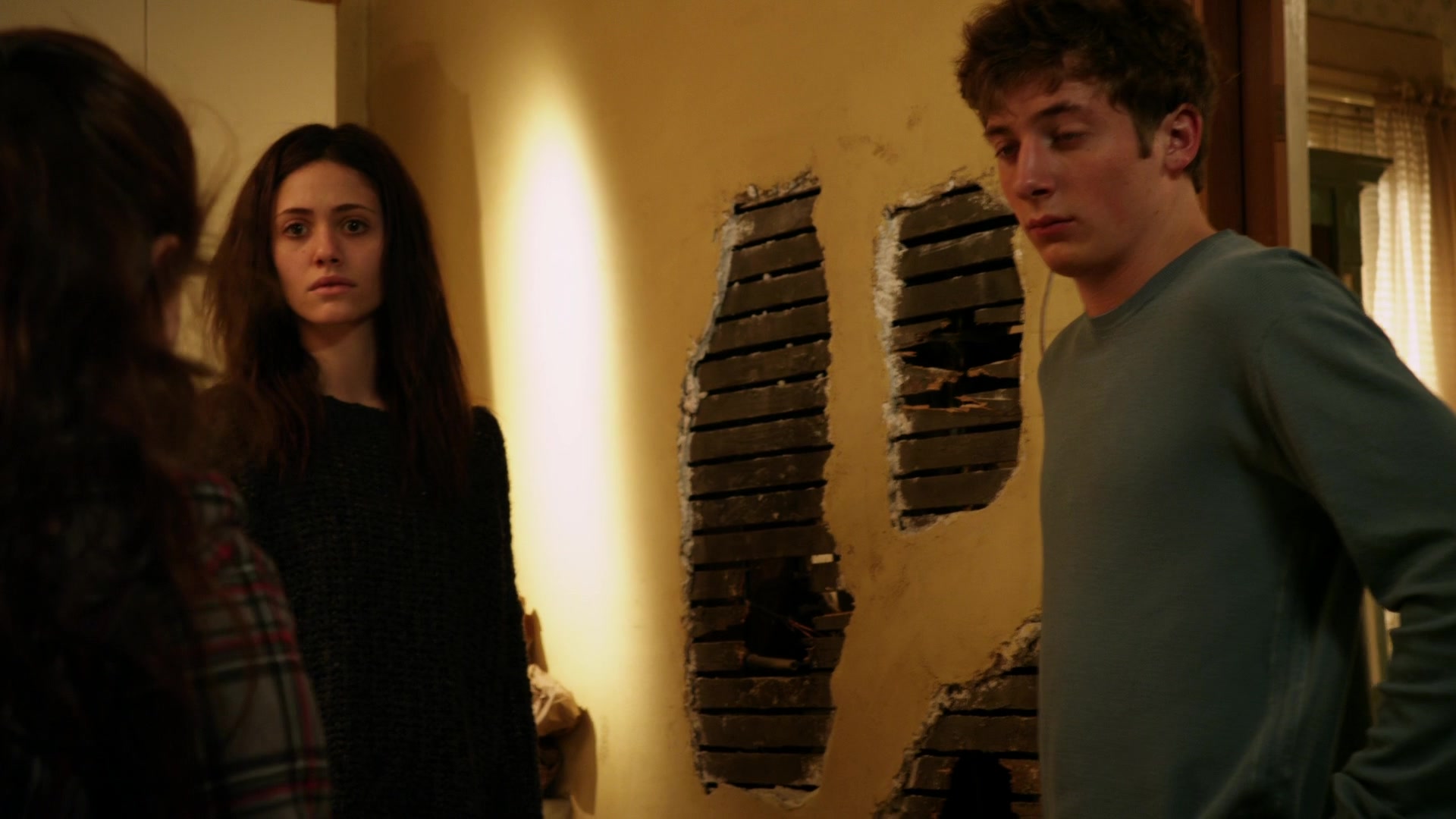 Shameless_US_S01E08_1080p_ERW_005982.jpg