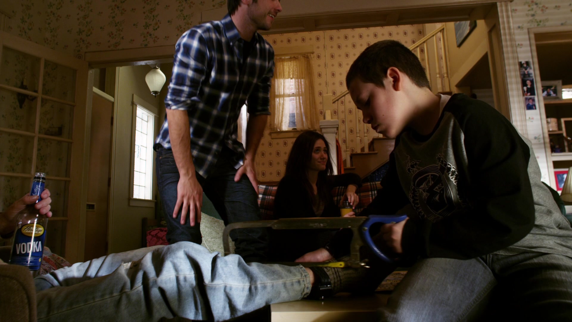 Shameless_US_S01E08_1080p_ERW_006374.jpg