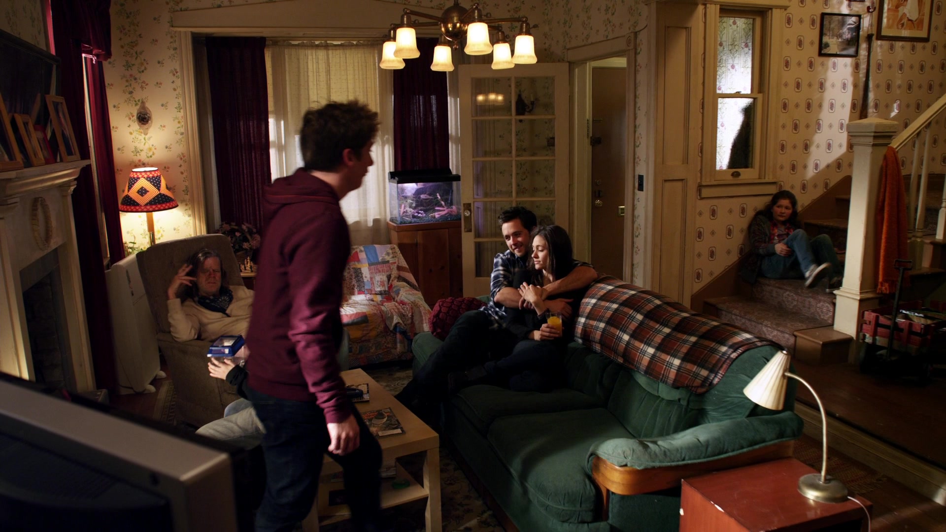 Shameless_US_S01E08_1080p_ERW_006384.jpg