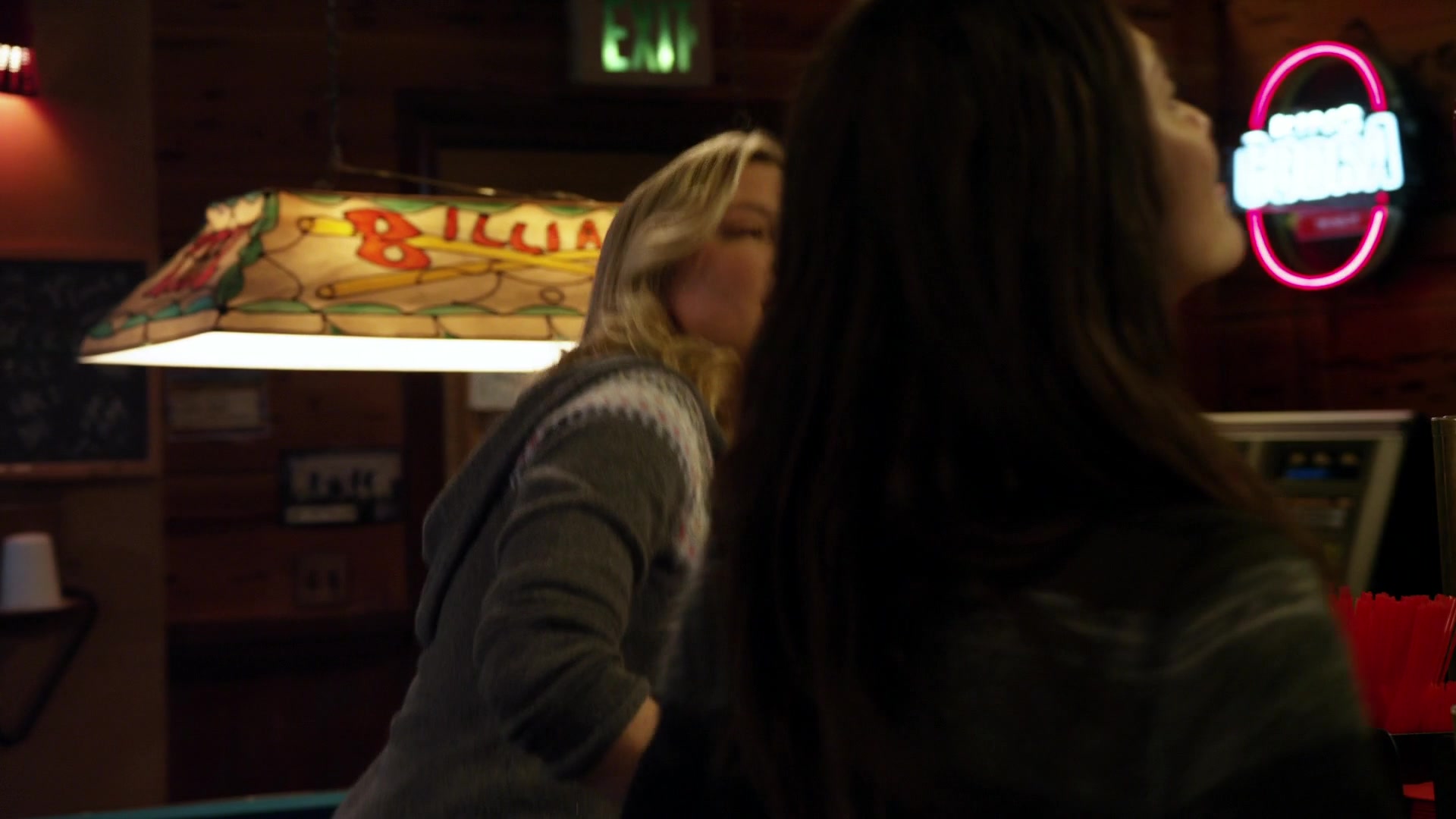 Shameless_US_S01E11_1080p_ERW_002686.jpg Shameless_US_S01E11_1080p_ERW_002686.jpg