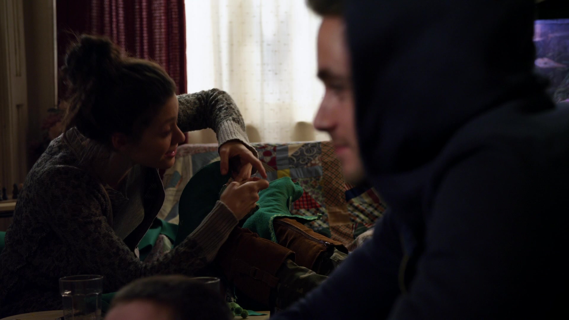 Shameless_US_S01E11_1080p_ERW_004159.jpg