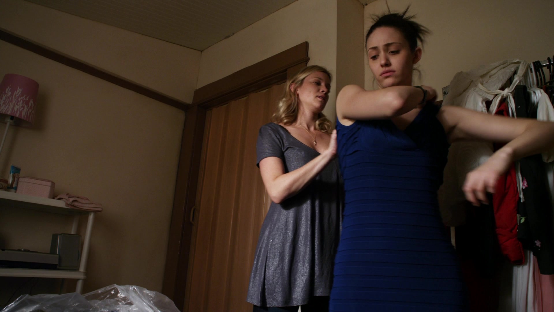 Shameless_US_S01E11_1080p_ERW_004673.jpg Shameless_US_S01E11_1080p_ERW_004673.jpg
