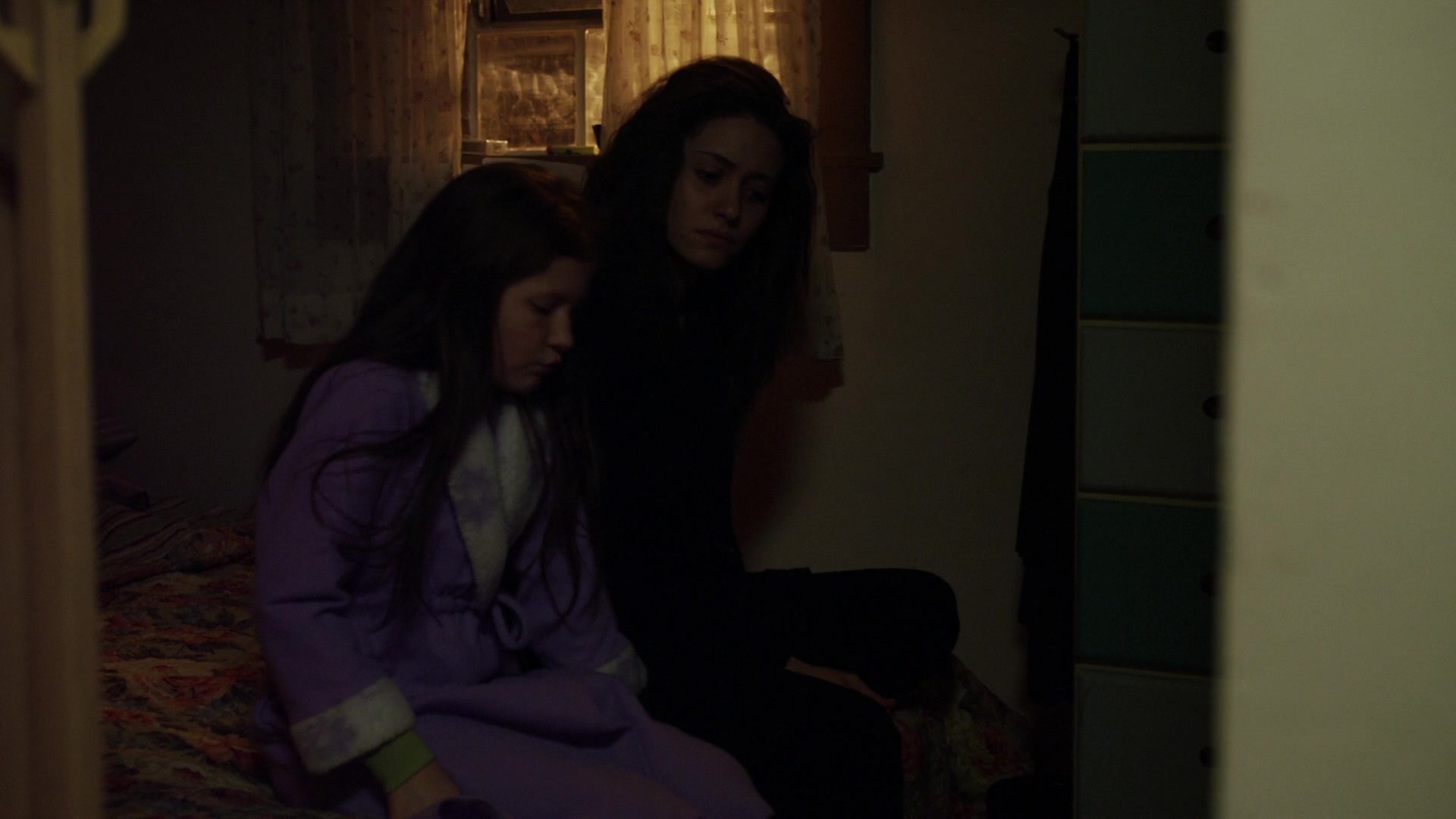 Shameless_US_S01E12_1080p_ERW_004264.jpg