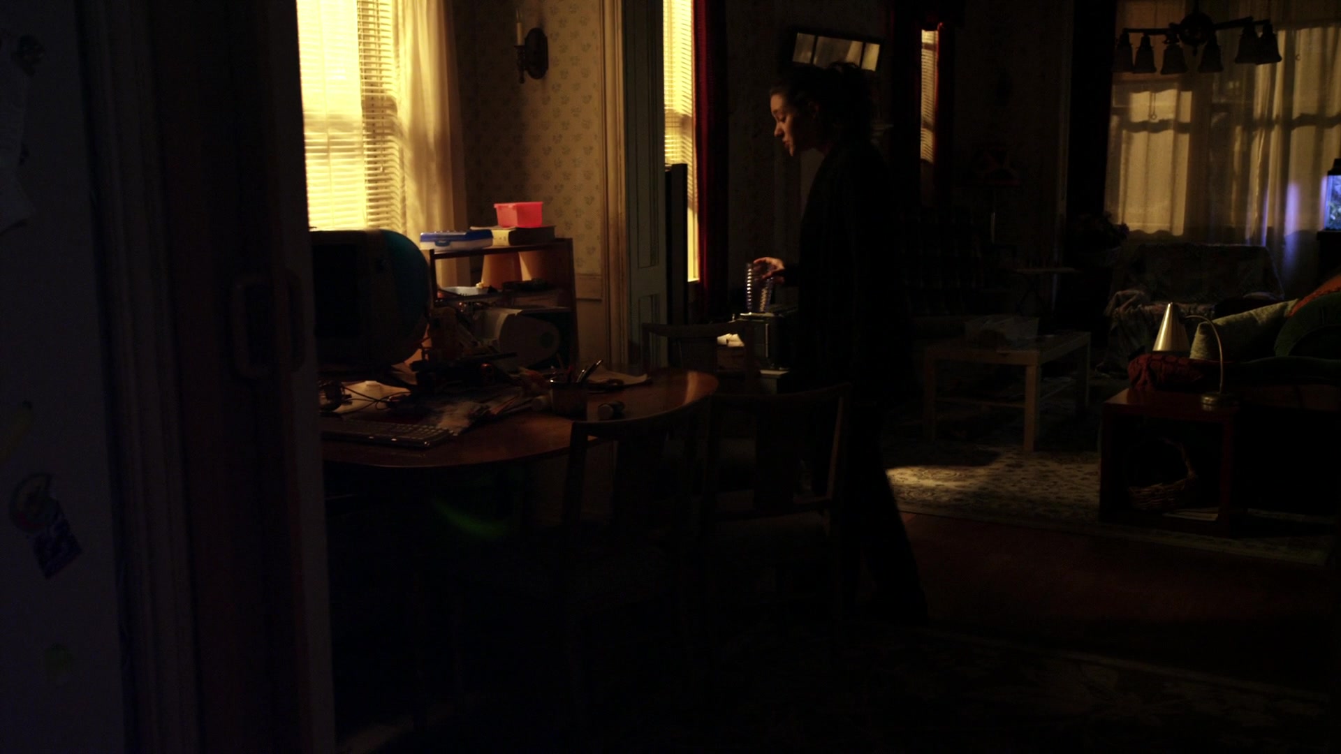 Shameless_US_S01E12_1080p_ERW_004683.jpg
