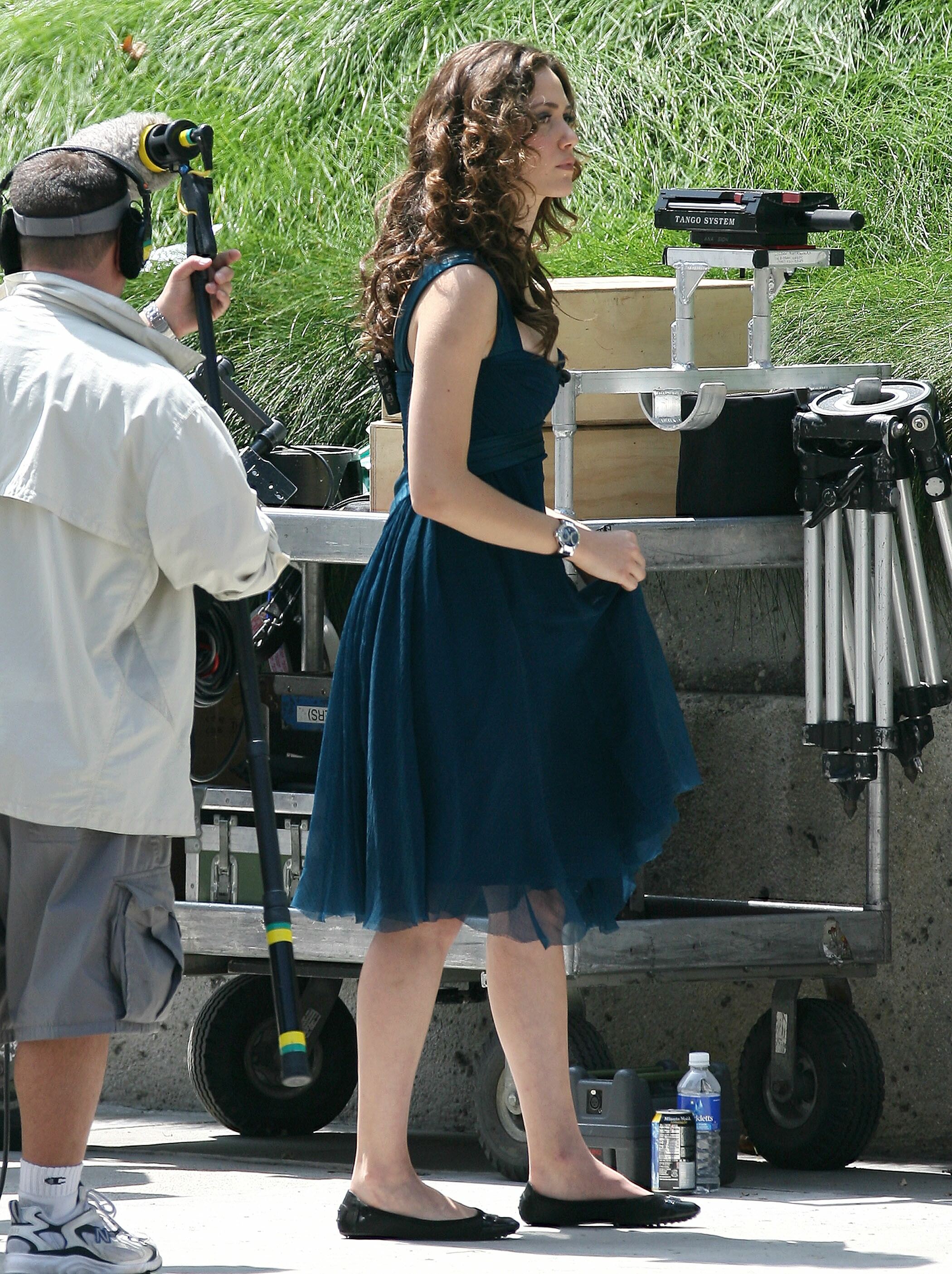 SlowMeDown_MV_OnSet007_ERW_286129.jpg