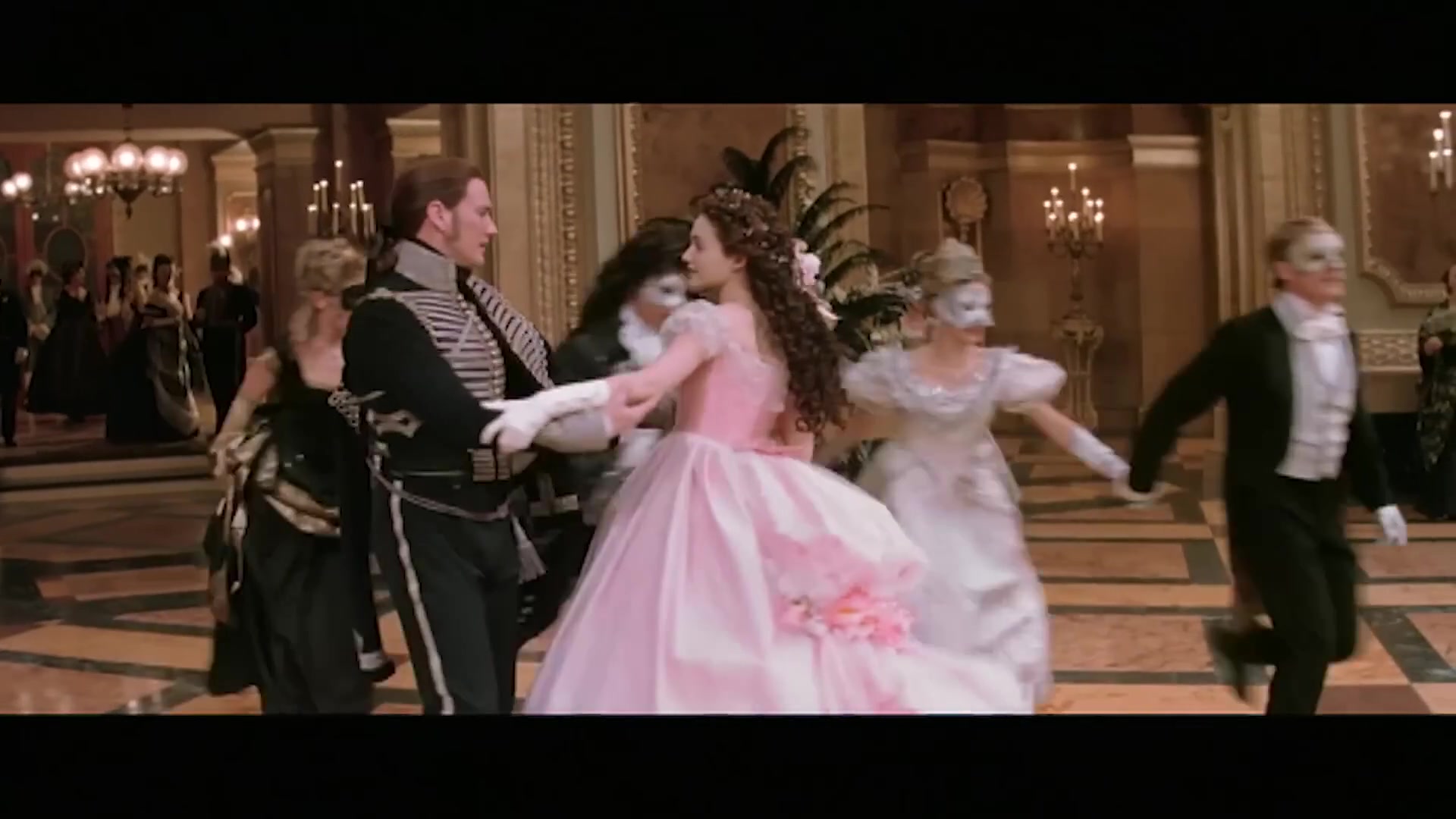 ThePhantomOpera_MakingOf_ERW_1702.jpg ThePhantomOpera_MakingOf_ERW_1702.jpg