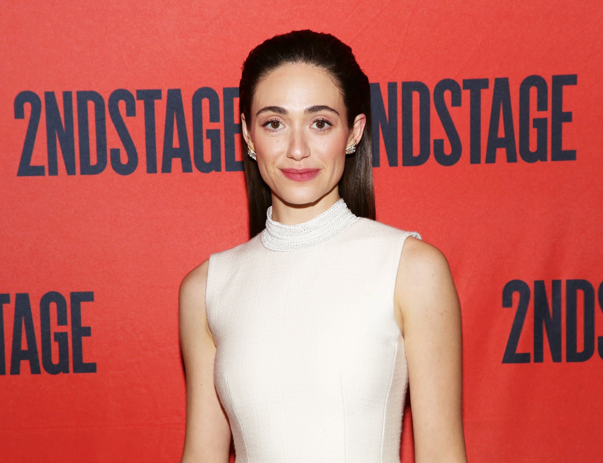 emmyrossumweb_281629~1.jpg