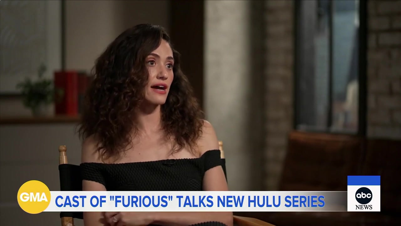 emmyrossumweb_casttalk_gma_000082.jpg