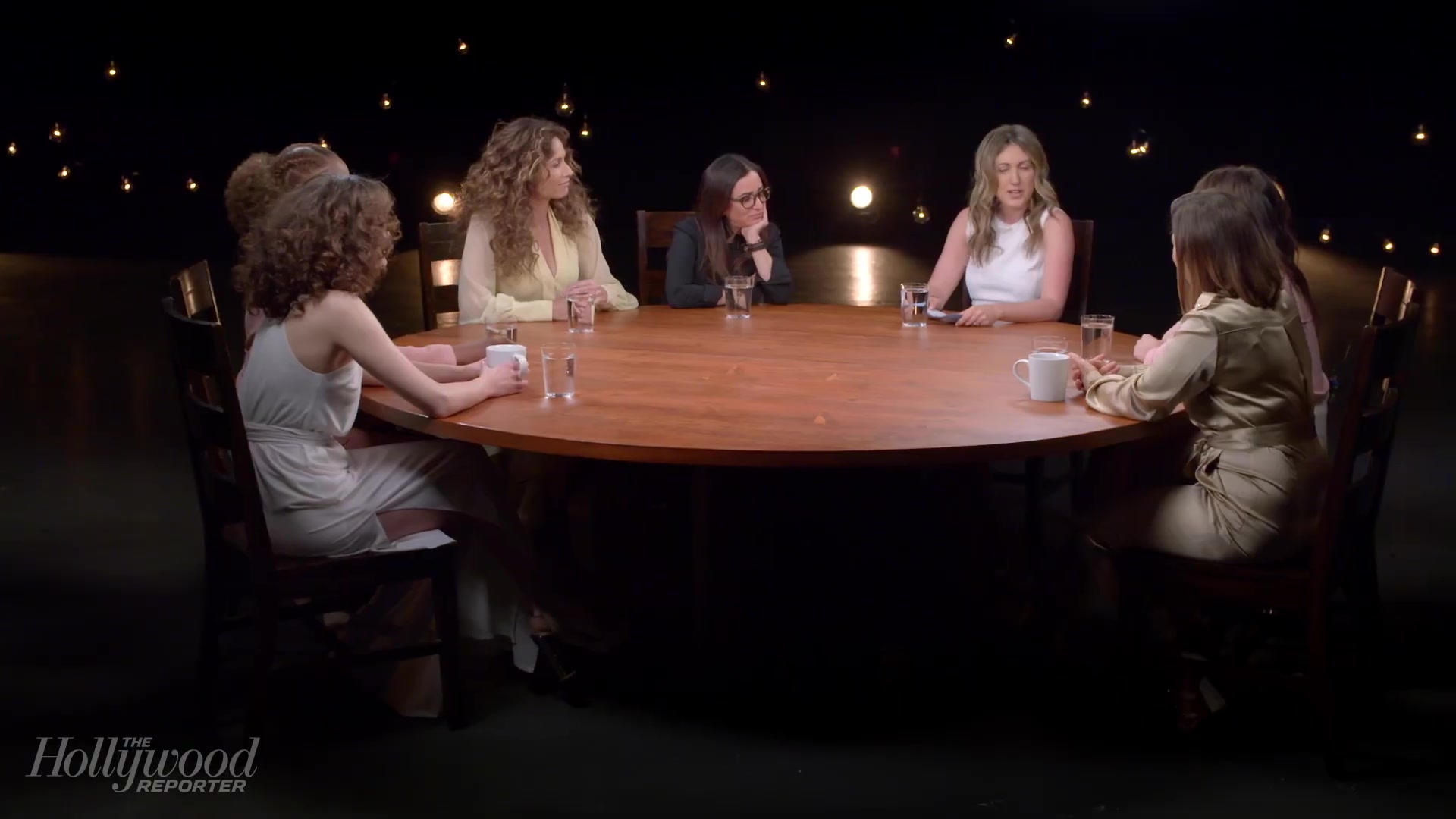 emmyrossumweb_comedyactressroundtable_hollywoodreporter17_000017.jpg emmyrossumweb_comedyactressroundtable_hollywoodreporter17_000017.jpg