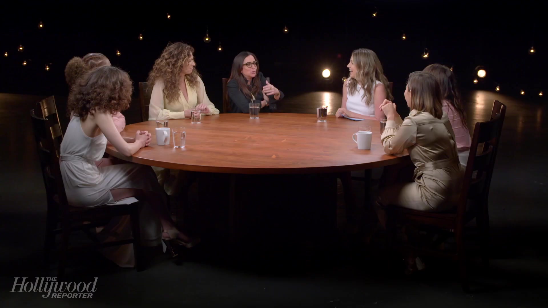 emmyrossumweb_comedyactressroundtable_hollywoodreporter17_000143.jpg
