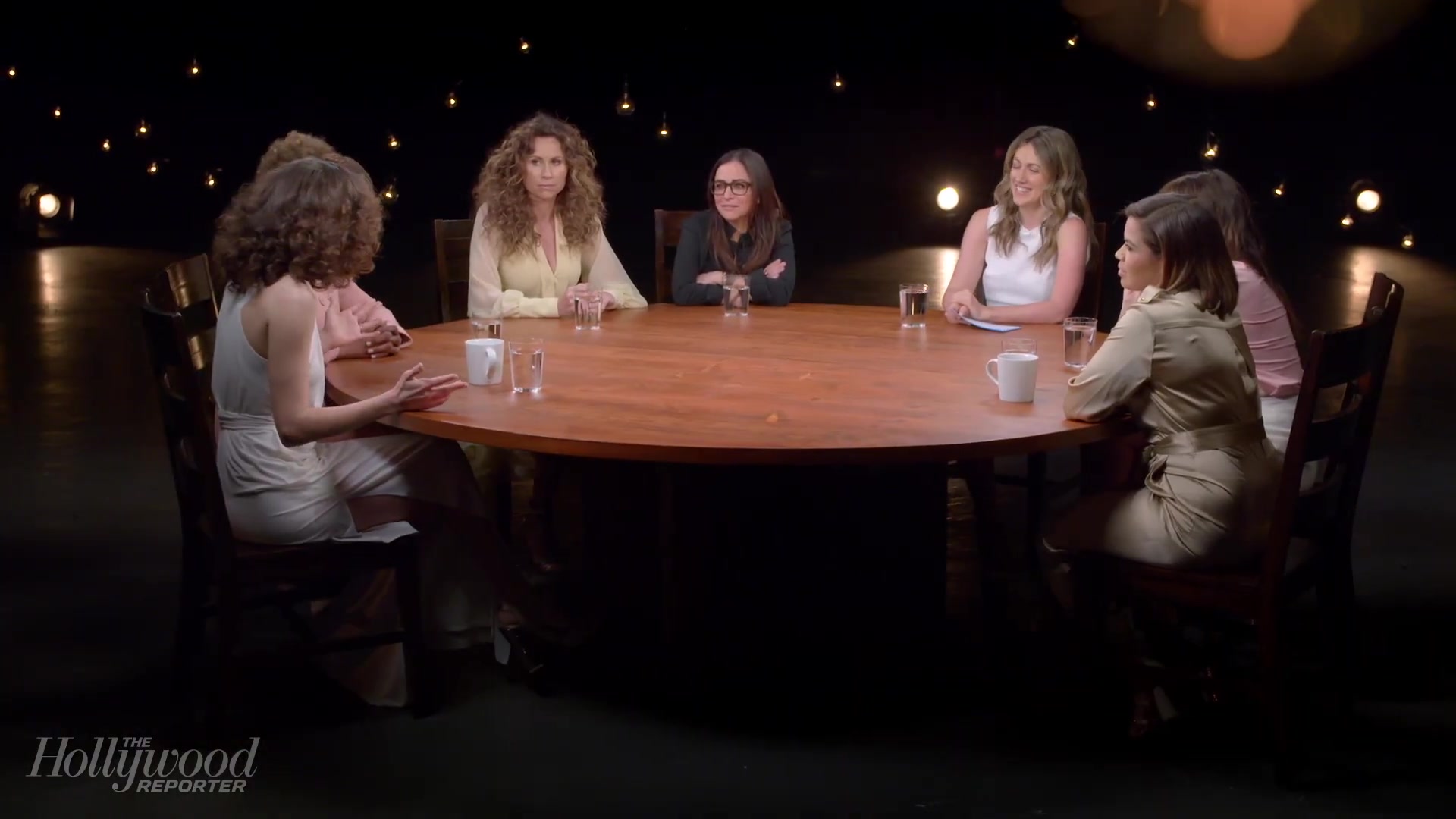 emmyrossumweb_comedyactressroundtable_hollywoodreporter17_000262.jpg
