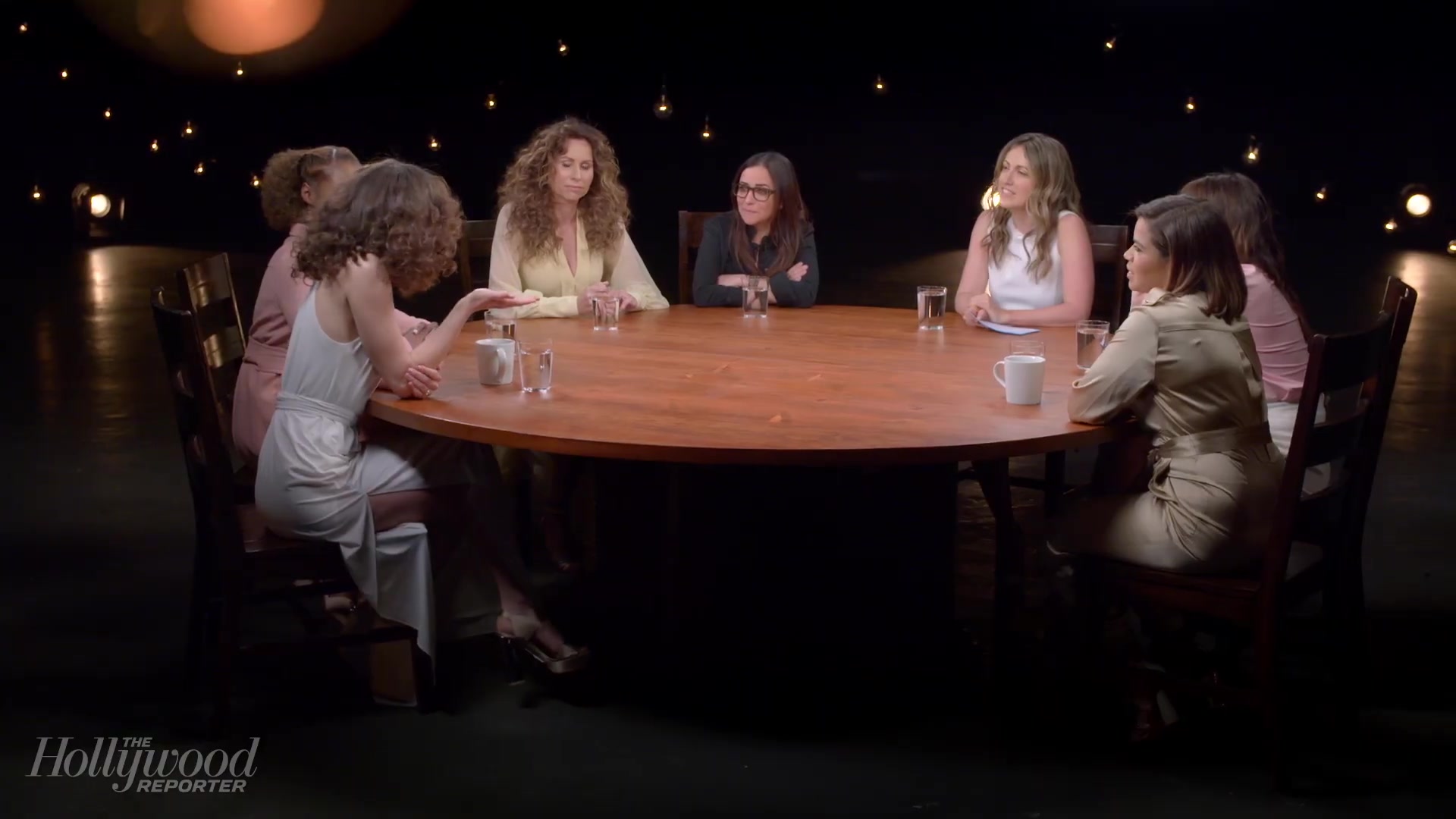 emmyrossumweb_comedyactressroundtable_hollywoodreporter17_000277.jpg