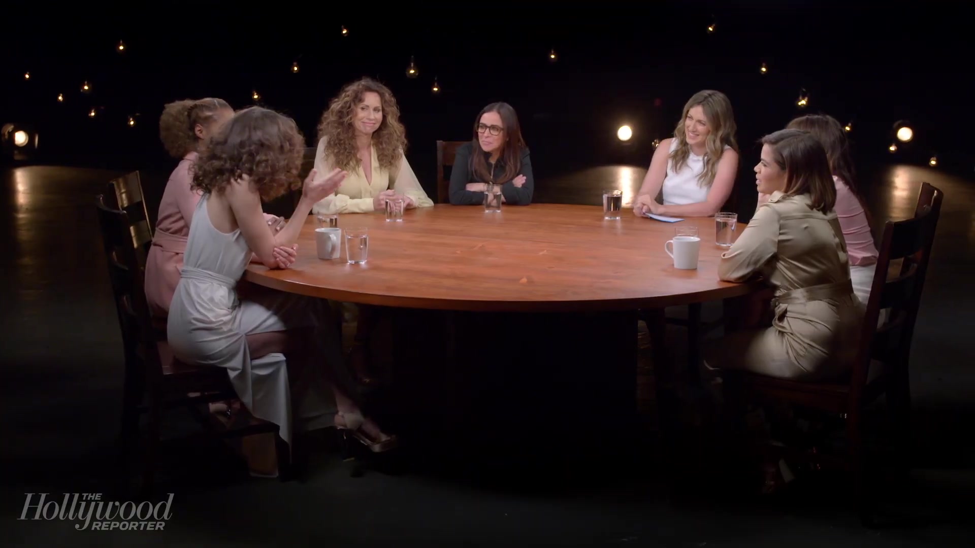 emmyrossumweb_comedyactressroundtable_hollywoodreporter17_000280.jpg