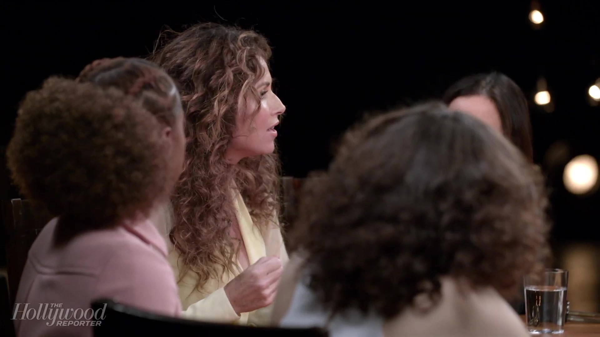 emmyrossumweb_comedyactressroundtable_hollywoodreporter17_000404.jpg